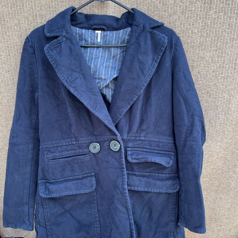 Free People linen blend navy jacket / coat 100% Cotton Large Button Women’s XS